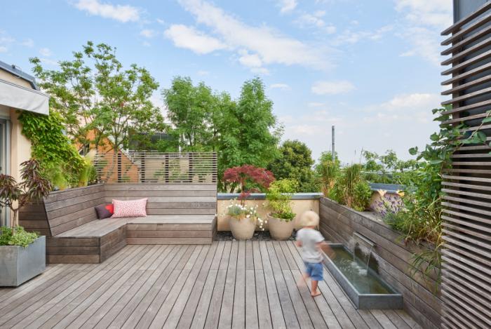 zink-wasserbecken auf der dachterrasse zink-wasserbecken auf der dachterrasse